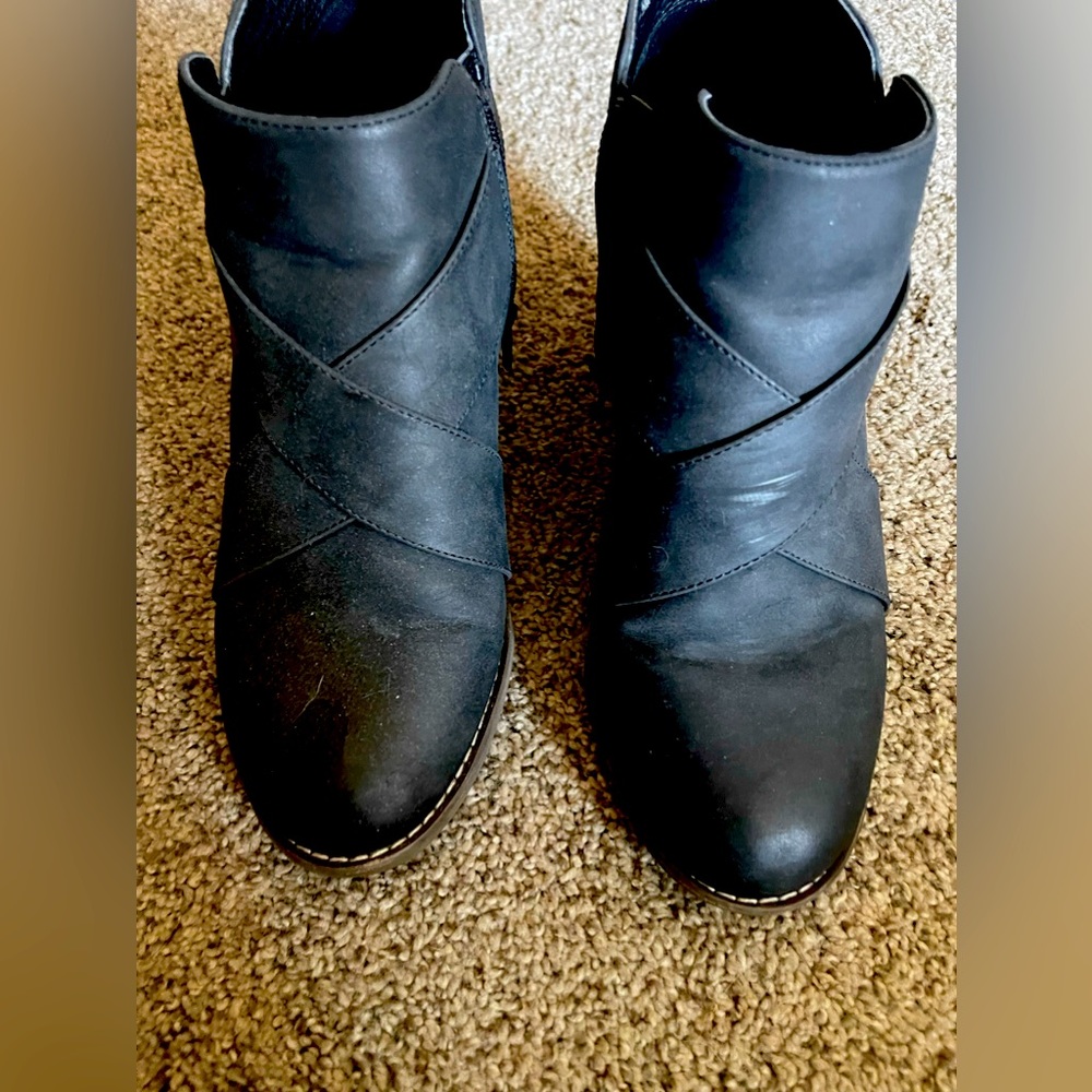 Ankle boots